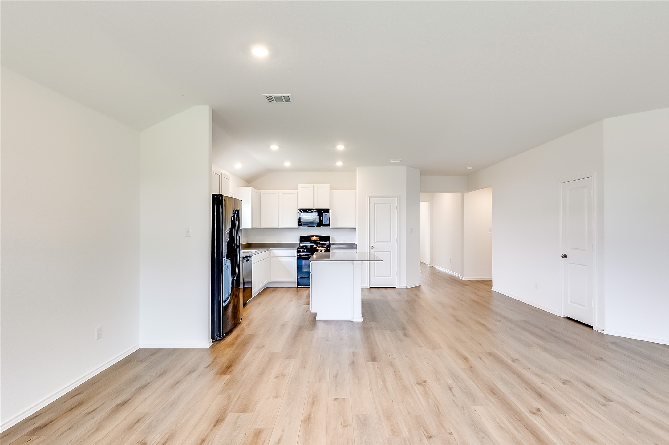 4217 Home Pl Road Georgetown, TX 78628 - Photo 11 of 32