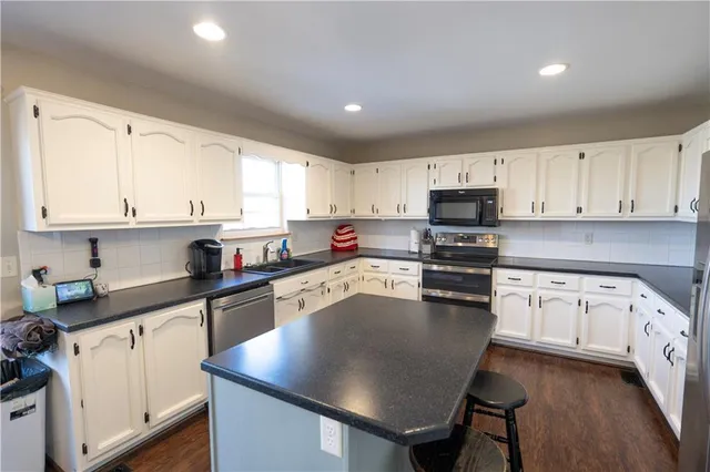 $320,000 | 320 Shenandoah Drive, Raymore, MO 64083