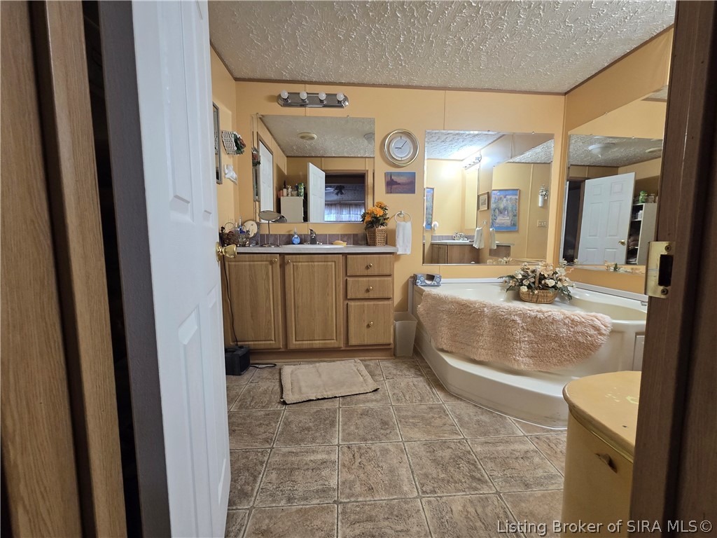 1533 Waverly Road Jeffersonville, IN 47130 - Photo 32 of 36 Gallery Image 32