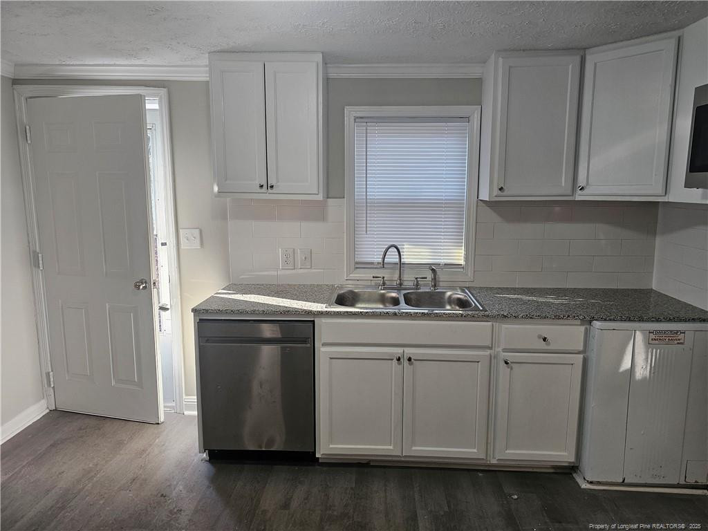 609 Eva Circle Spring Lake, NC 28390 - Photo 4 of 11 Photo 4