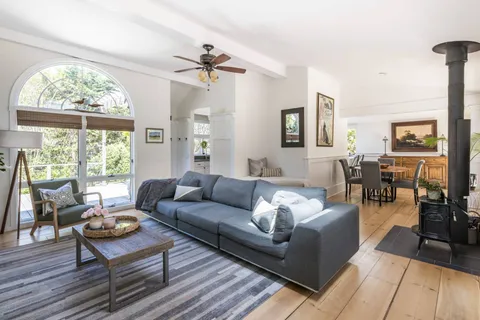 $1,650,000 | 22 Oak Lane, Sag Harbor, NY 11963