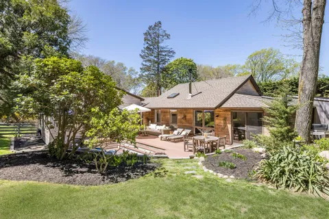 $1,650,000 | 22 Oak Lane, Sag Harbor, NY 11963