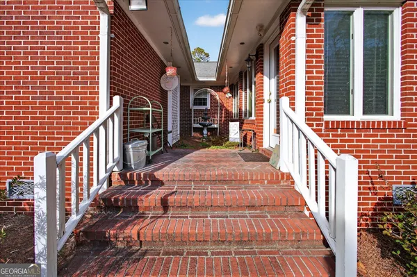 $325,000 | 459 Prince Avenue, Swainsboro, GA 30401