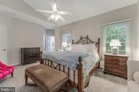 $769,900 | 5715 Flagler Drive, Centreville, VA 20120