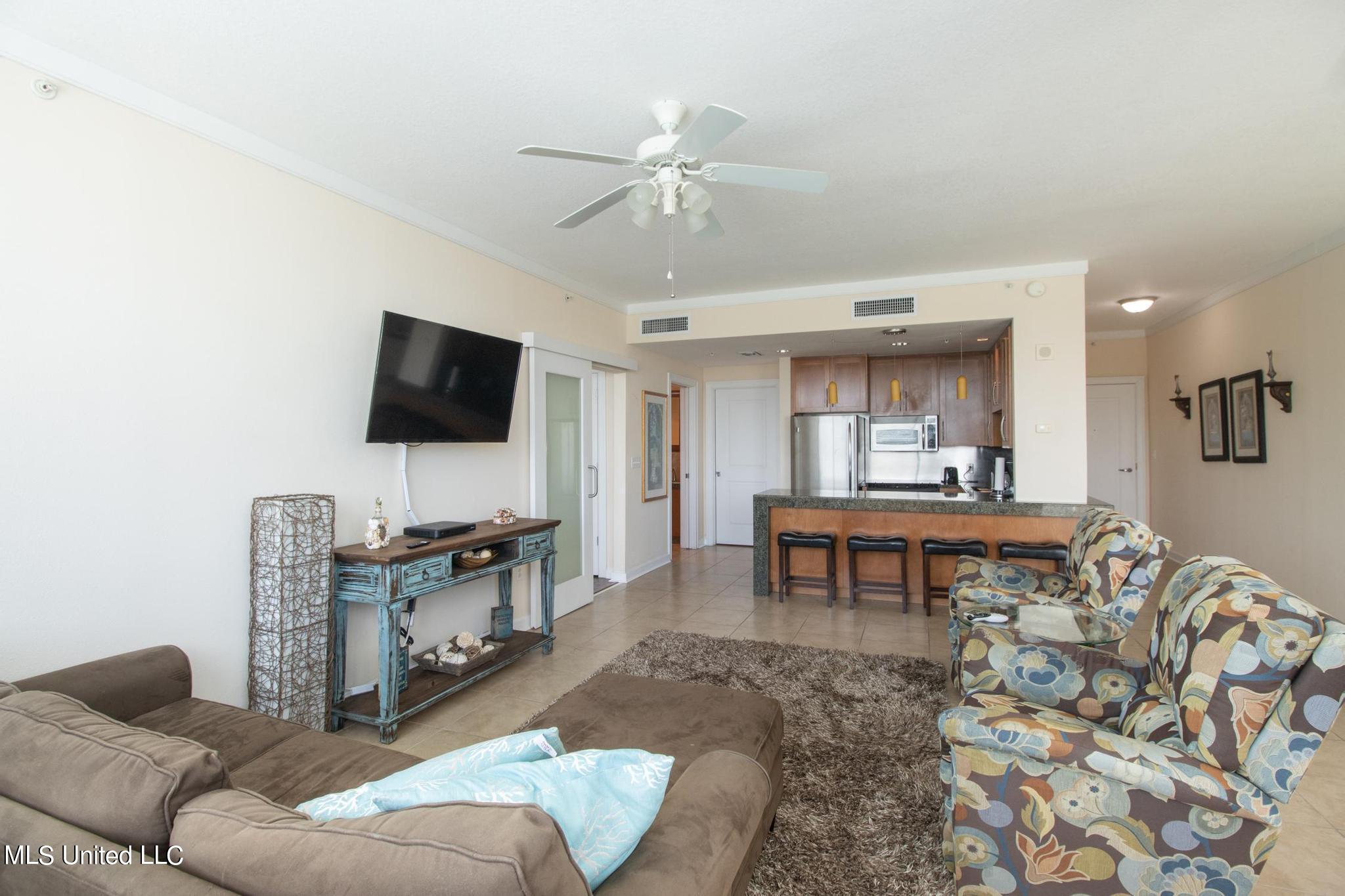 2060 Beach Boulevard, Unit 103 Biloxi, MS 39531 - Photo 4 of 17 OC103-53006