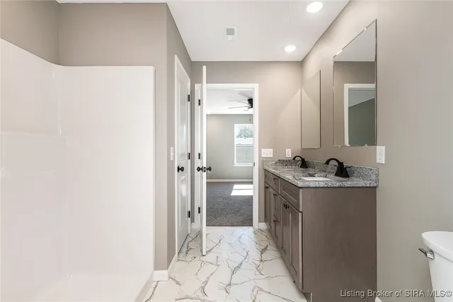 $238,000 | 633 West Cherry Street, Scottsburg, IN 47170