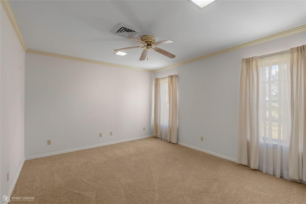 3073 Risinger Drive Shreveport, LA 71119 - Photo 29 of 39 a view of an empty room with a window