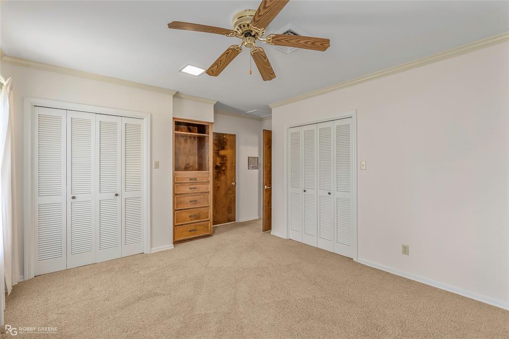 3073 Risinger Drive Shreveport, LA 71119 - Photo 30 of 39 an empty room with closet and ceiling fan