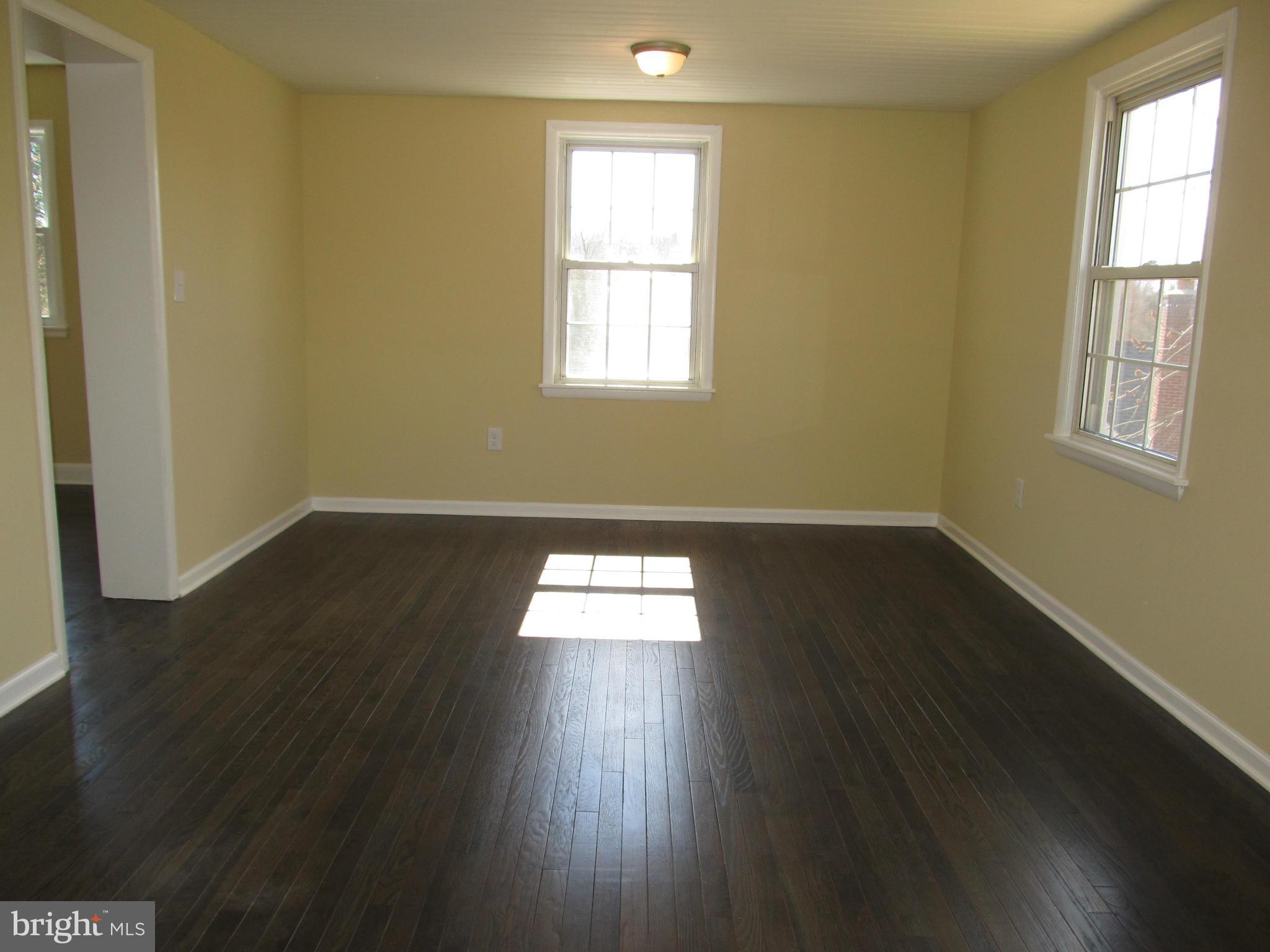 7304 Adelphi Road Hyattsville, MD 20783 - Photo 14 of 26 Bedroom