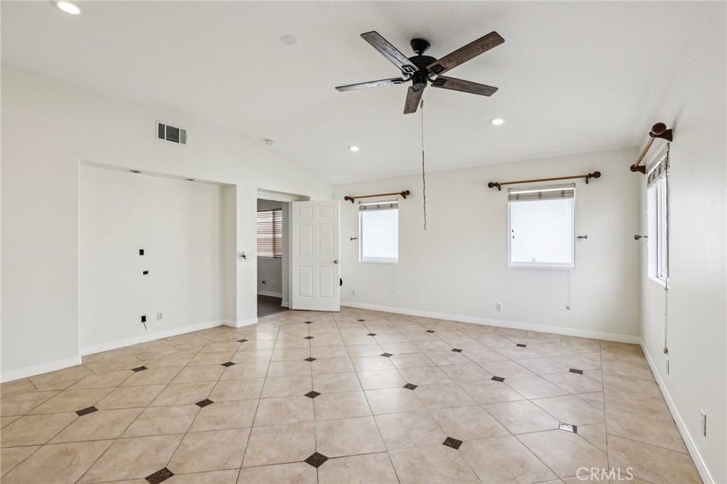 612 South Halliday Street Anaheim, CA 92804 - Photo 22 of 54