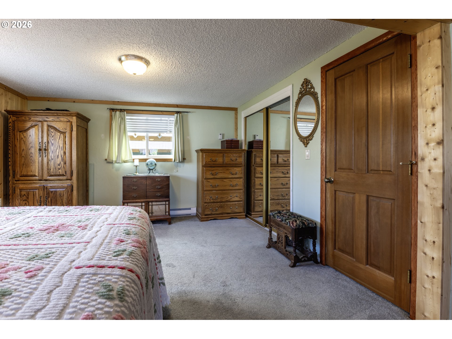 1903 17th Street Florence, OR 97439 - Photo 33 of 48 Primary Bedroom