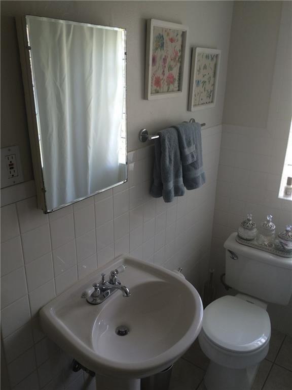 707 Graham Place Austin, TX 78705 - Photo 16 of 17