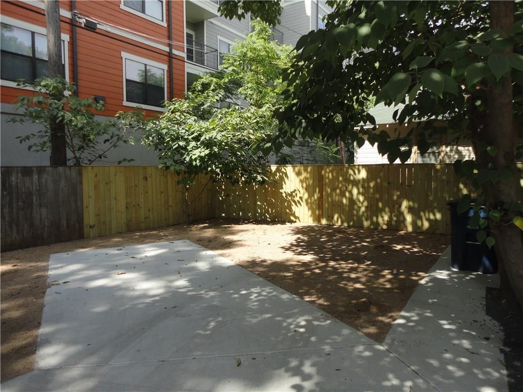 707 Graham Place Austin, TX 78705 - Photo 17 of 17