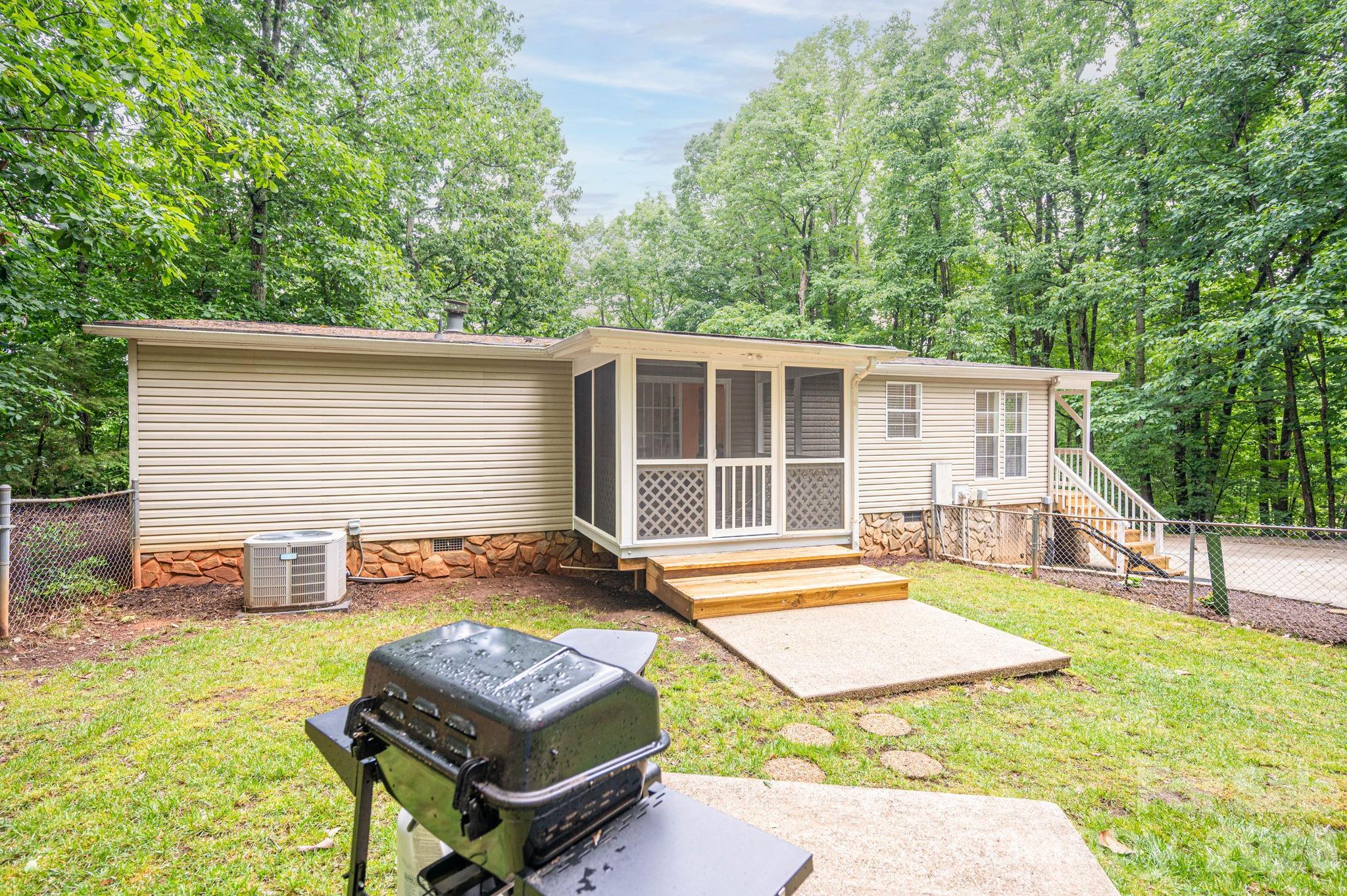 5043 Pebble Stone Road Maiden, NC 28650 - Photo 34 of 43