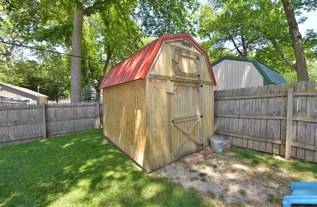 2513 Mason Street Delavan, WI 53115 - Photo 36 of 36 134