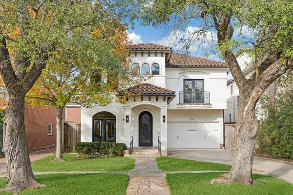 $1,885,000 | 2714 Werlein Avenue, West University Place, TX 77005