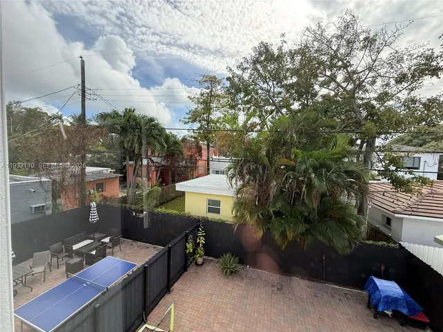 $3,200 | 1786 Southwest 9th Street, Unit 4, Miami, FL 33135