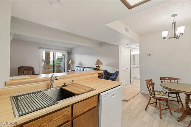 $128,000 | 3730 Desert Marina Drive, Unit 17, Laughlin, NV 89029