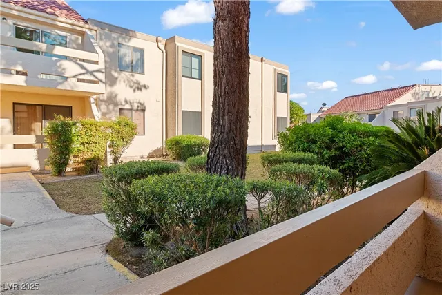 $128,000 | 3730 Desert Marina Drive, Unit 17, Laughlin, NV 89029