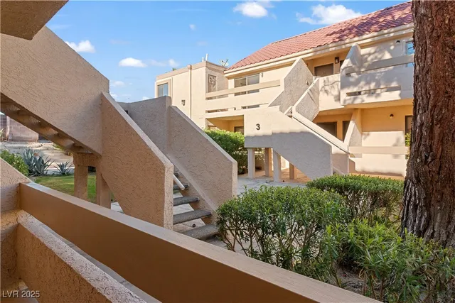 $128,000 | 3730 Desert Marina Drive, Unit 17, Laughlin, NV 89029