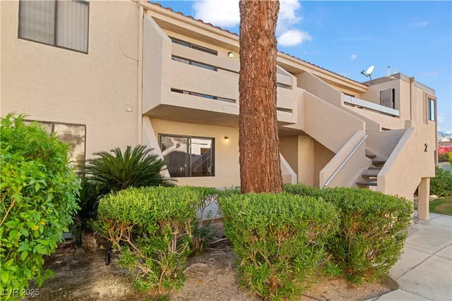 $128,000 | 3730 Desert Marina Drive, Unit 17, Laughlin, NV 89029