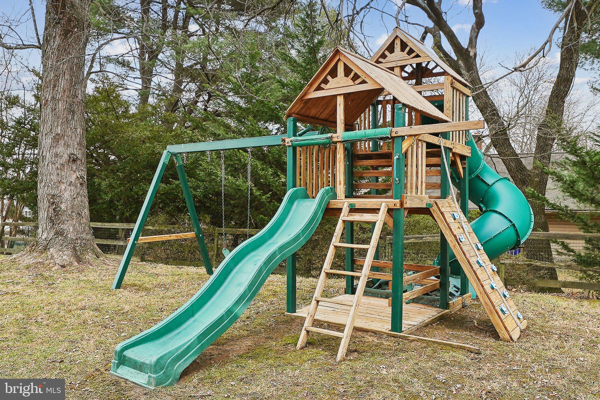 2940 Beaverwood Lane Silver Spring, MD 20906 - Photo 22 of 26 Playset coveys
