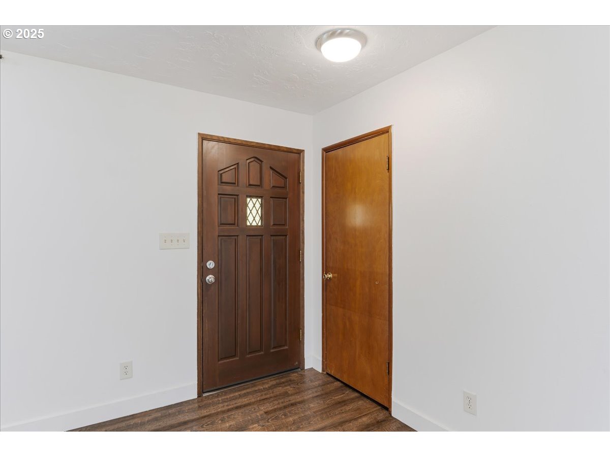 421 Waters Road Castle Rock, WA 98611 - Photo 13 of 46 Gallery Image 13