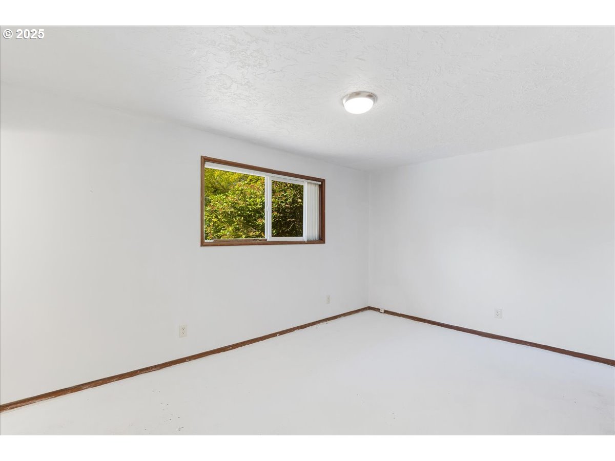 421 Waters Road Castle Rock, WA 98611 - Photo 31 of 46 Gallery Image 31