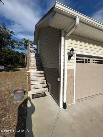 $2,500 | 210 Twin Lakes Court, Sunset Beach, NC 28468