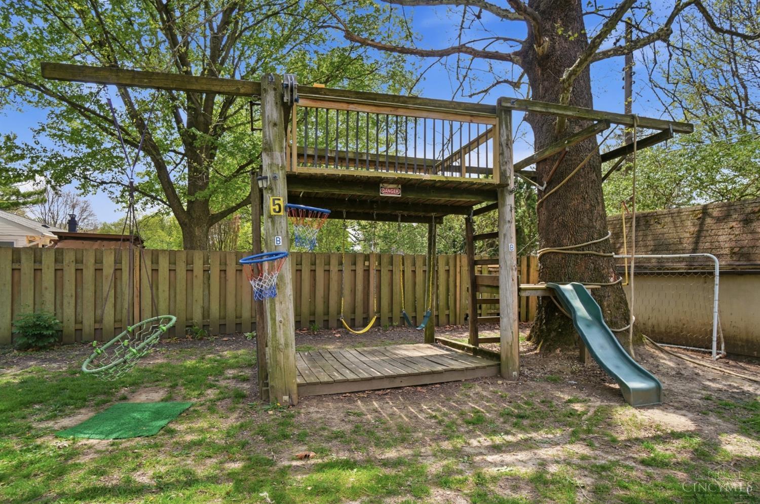 3924 Rexford Road Dayton, OH 45430 - Photo 44 of 51