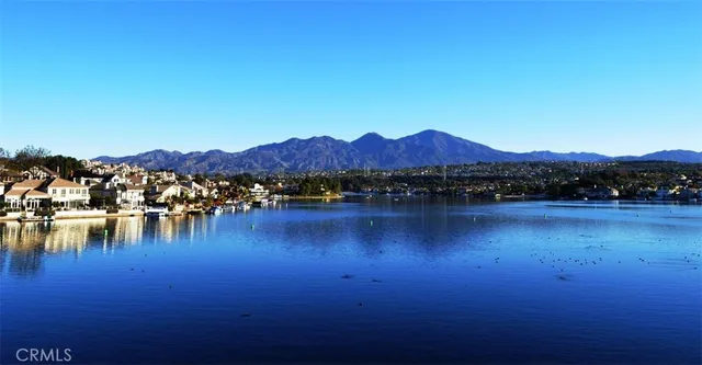 a view of a lake with houses
