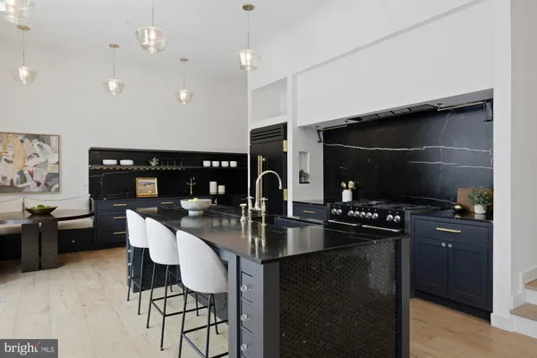 $5,750,000 | 4929 Lowell Street Northwest, Washington, DC 20016