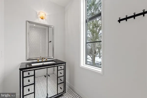 $5,750,000 | 4929 Lowell Street Northwest, Washington, DC 20016