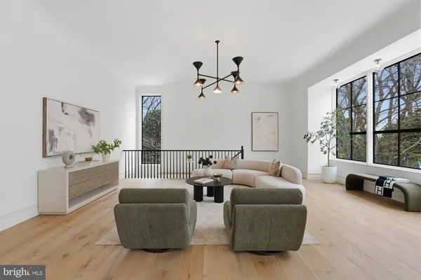 $5,750,000 | 4929 Lowell Street Northwest, Washington, DC 20016