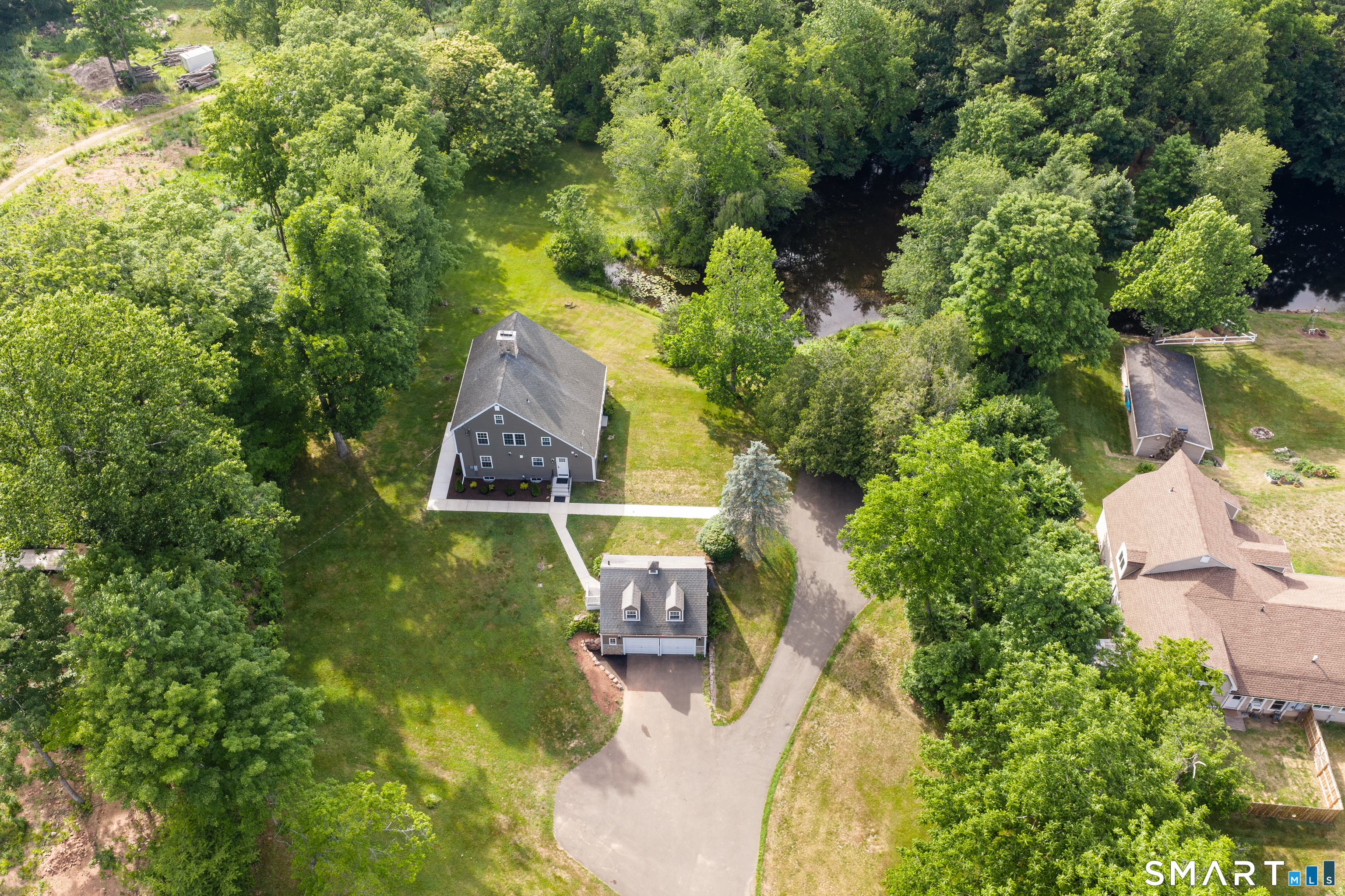 768 North Brooksvale Road Cheshire, CT 06410 - Photo 5 of 39