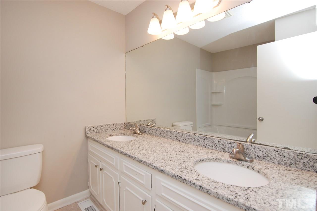 452 Covered Bridge Road Clayton, NC 27520 - Photo 16 of 25 Gallery Image 16