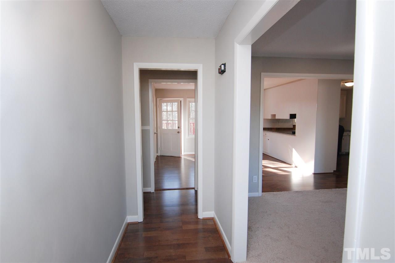 452 Covered Bridge Road Clayton, NC 27520 - Photo 4 of 25 Gallery Image 4