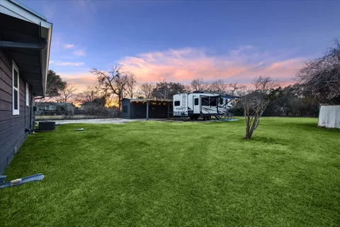 $379,000 | 210 Fallwell Street, Liberty Hill, TX 78642