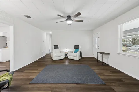 $379,000 | 210 Fallwell Street, Liberty Hill, TX 78642