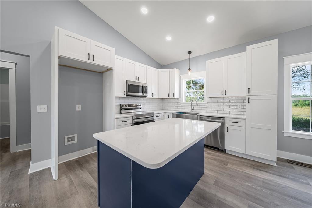 274 Viewmont Lane Ronda, NC 28670 - Photo 13 of 23