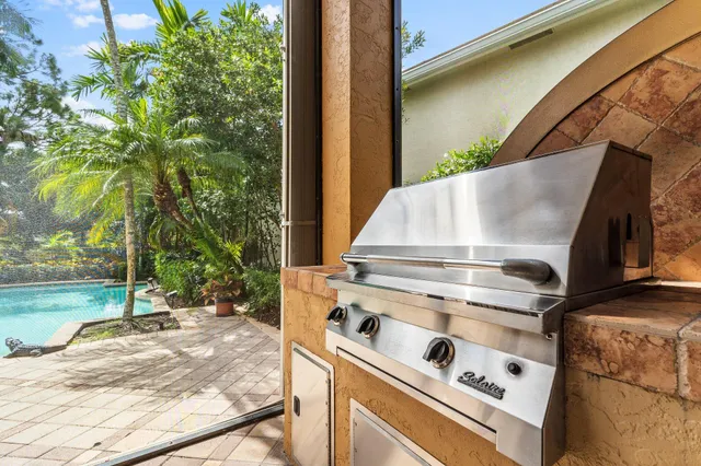 $2,395,000 | 108 VÃa Paradisio, Palm Beach Gardens, FL 33418