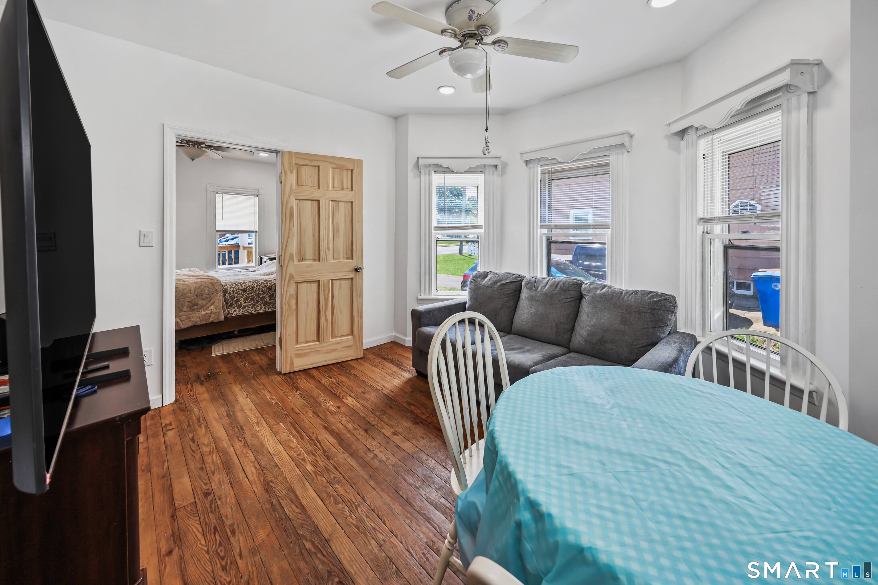 339 River Road Shelton, CT 06484 - Photo 13 of 36