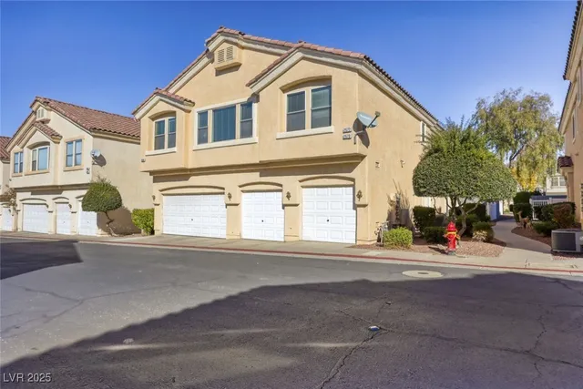 $280,000 | 2572 Land Rush Drive, Henderson, NV 89002