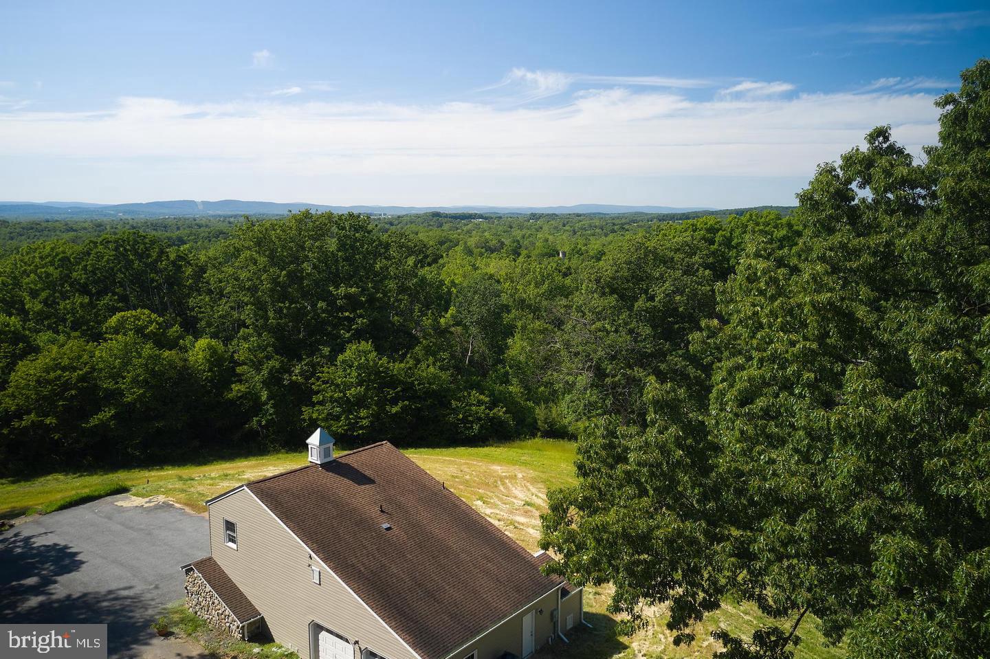 21050 Big Woods Road Dickerson, MD 20842 - Photo 8 of 62 Above Garage/Apt