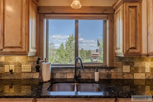 $1,198,000 | 4185 Grandview Road, Island Park, ID 83429