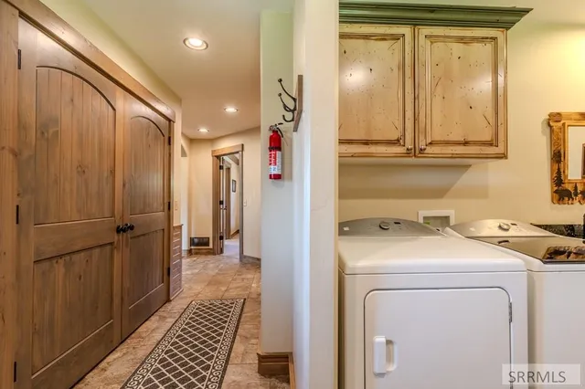 $1,198,000 | 4185 Grandview Road, Island Park, ID 83429