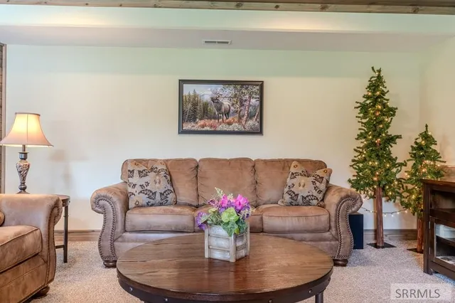 $1,198,000 | 4185 Grandview Road, Island Park, ID 83429