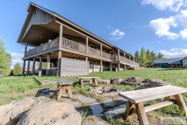 $1,198,000 | 4185 Grandview Road, Island Park, ID 83429