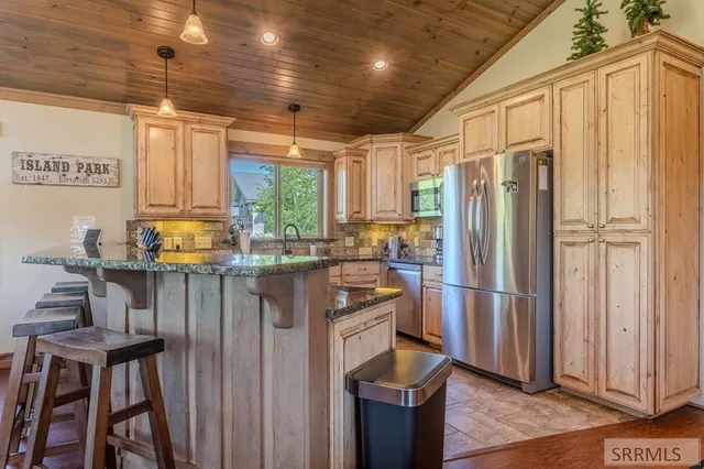 $1,198,000 | 4185 Grandview Road, Island Park, ID 83429