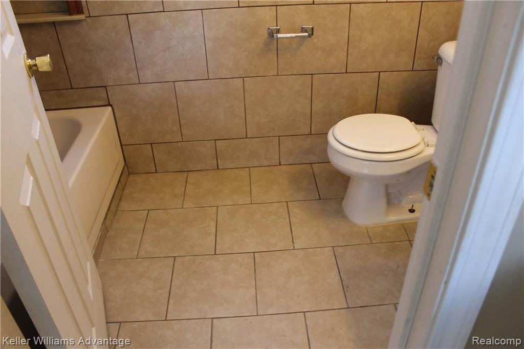 1551 Inkster Road, Unit 13 Inkster, MI 48141 - Photo 8 of 9